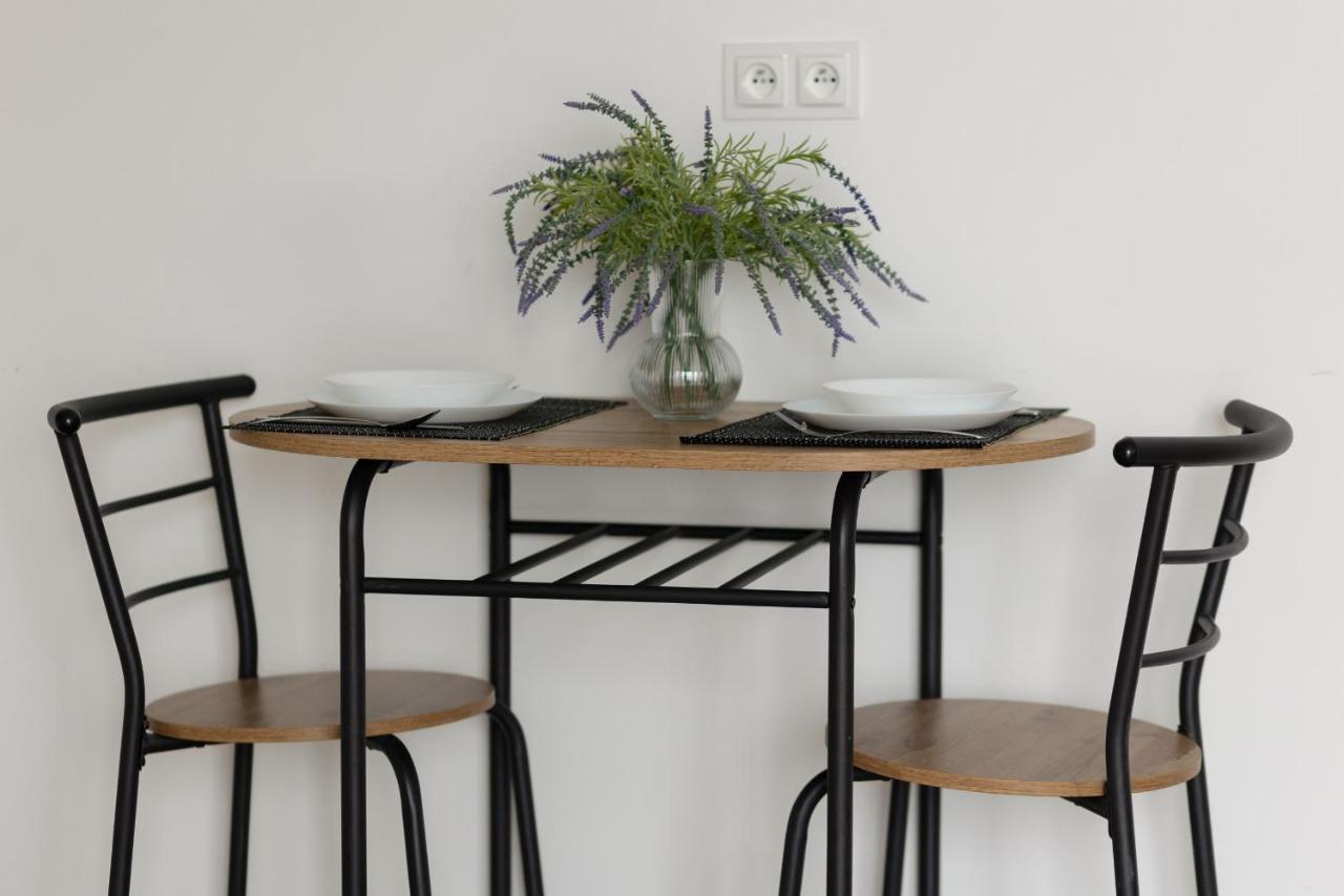 Apartament Comfy Targowa Next To Pge Narodowy By Renters