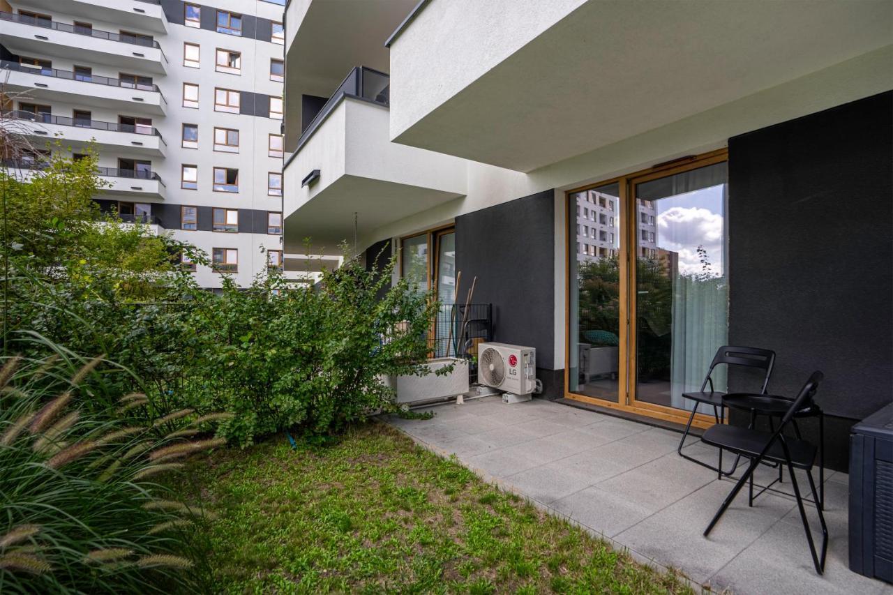 Airport With Private Terrace Warszawa