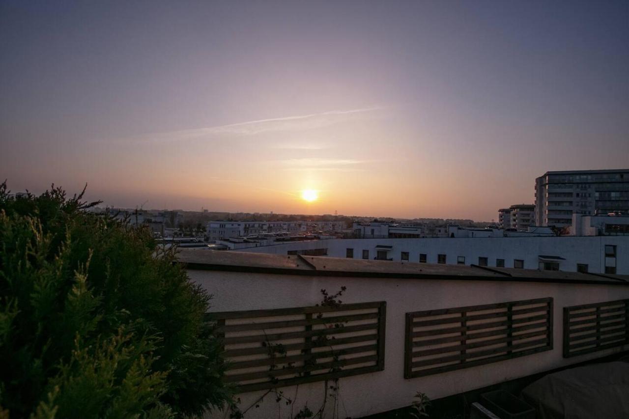Dwupoziomowy, Rodzinny Apartament. Ochrona, Garaz. Căn hộ Warsaw