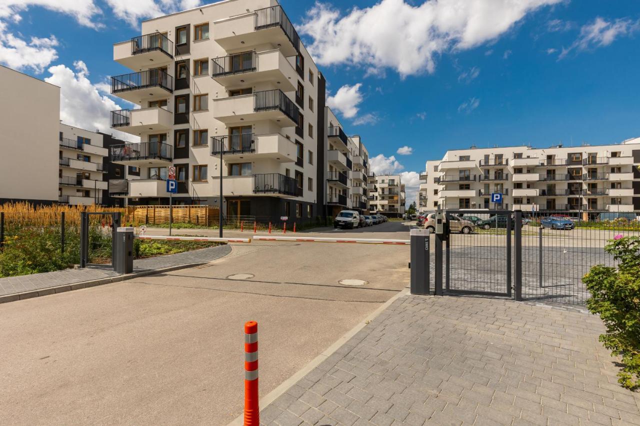 Cozy Lopuszanska By Renters Apartment Warsaw