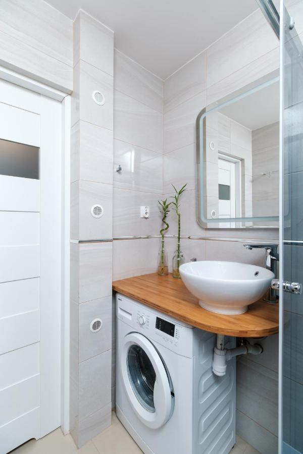 Inside Solec Ii Apartment