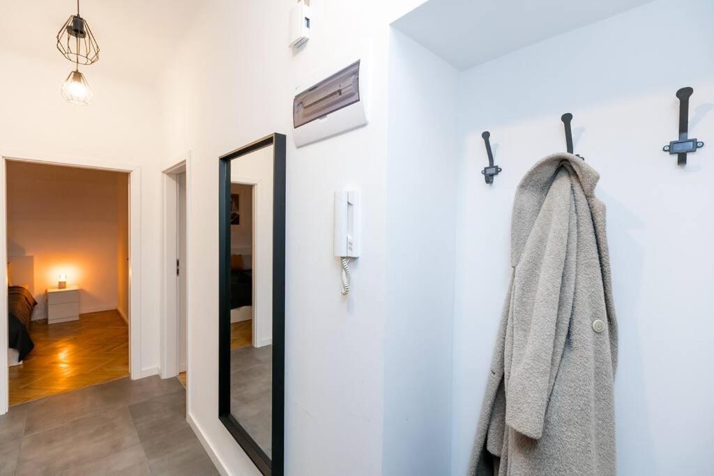 Cozy, Fully Equipped In Mokotow District