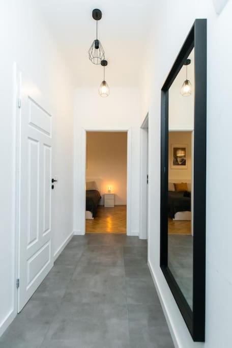 Apartment Cozy, Fully Equipped In Mokotow District