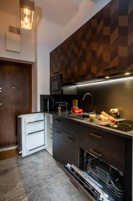 Stylish&modern In The Heart Of Warsaw!new!