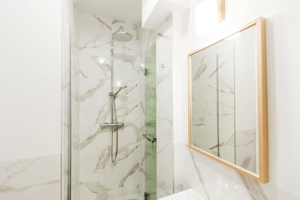 Stylish&modern In The Heart Of Warsaw!new! *