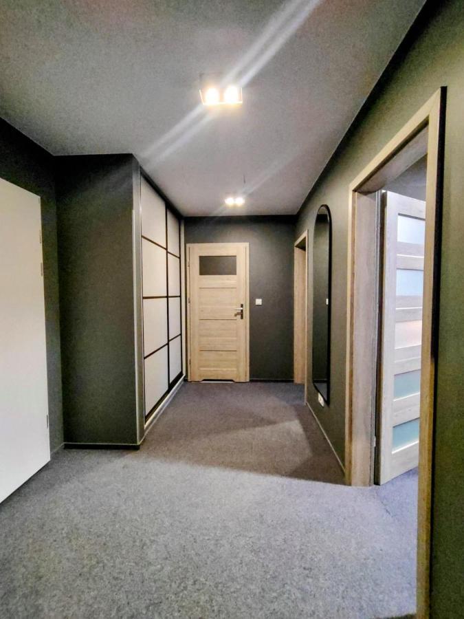 Kolejowa Komfort Z Parkingiem Apartment