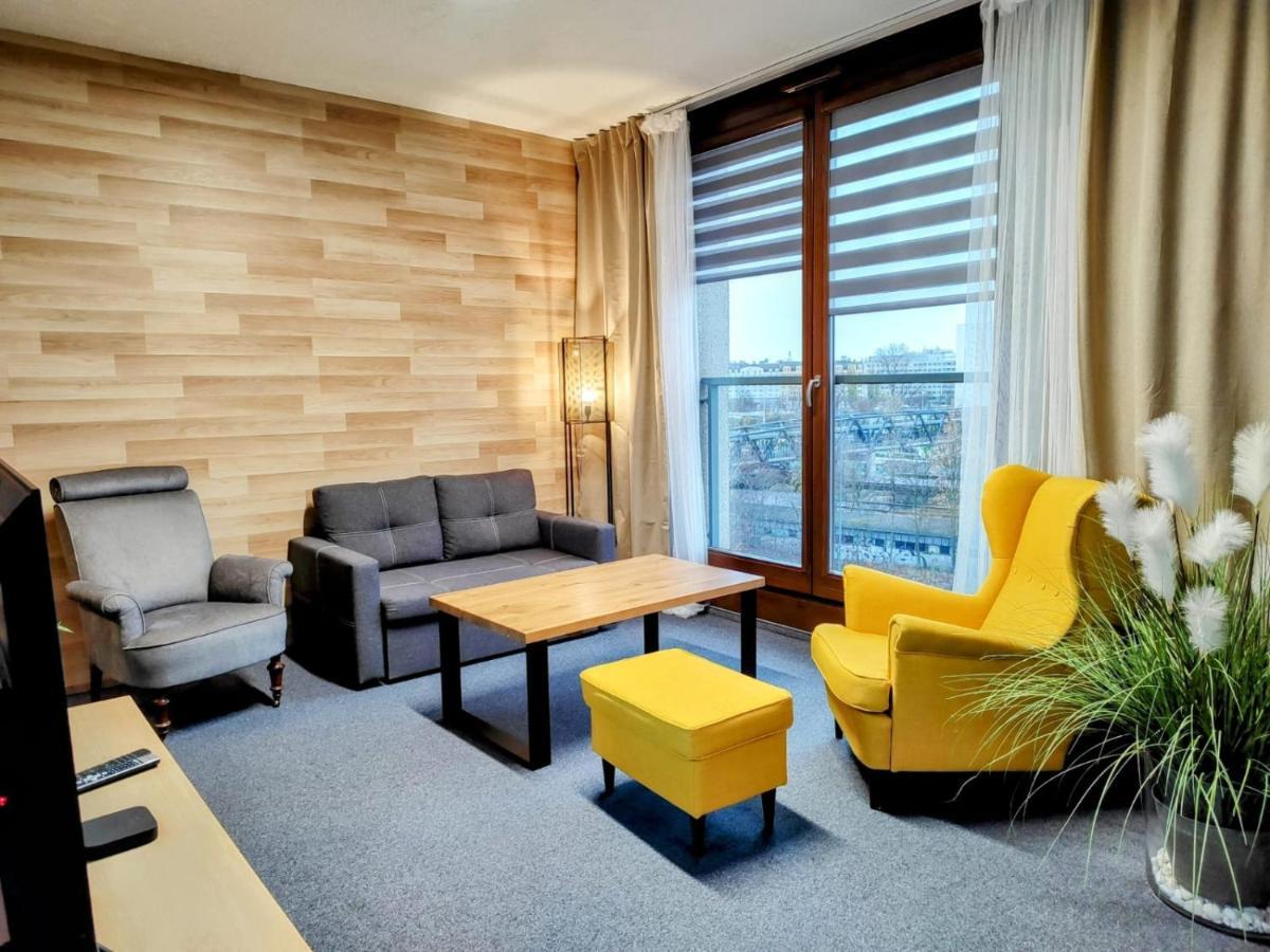Kolejowa Komfort Z Parkingiem Apartment