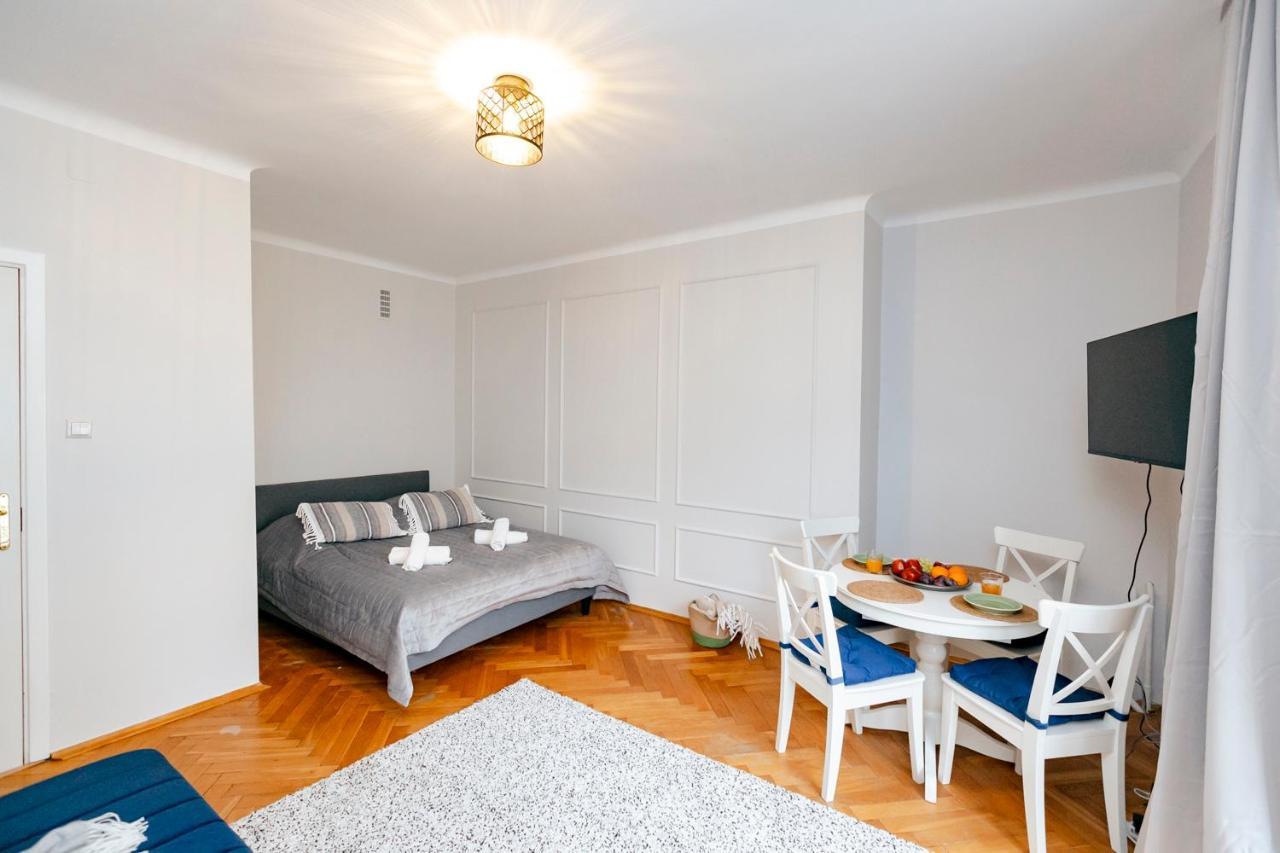 Apartment Wilcza 3 Blue - 260 Metrow Od Ambasady - Better *