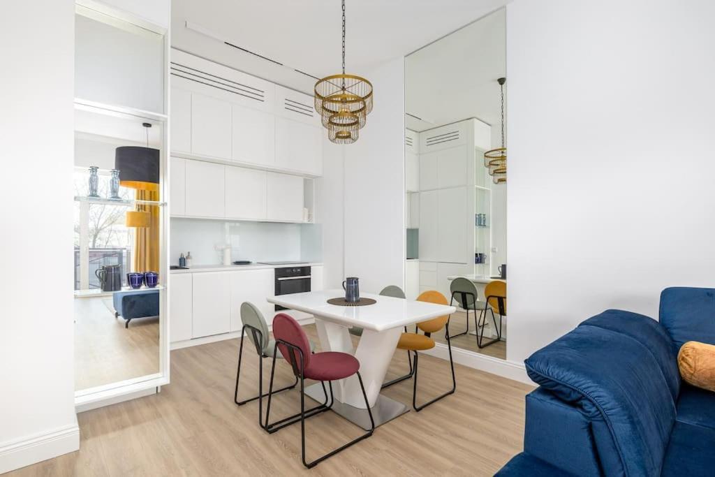 1-bedroom Luxury Near Metro * Varsóvia
