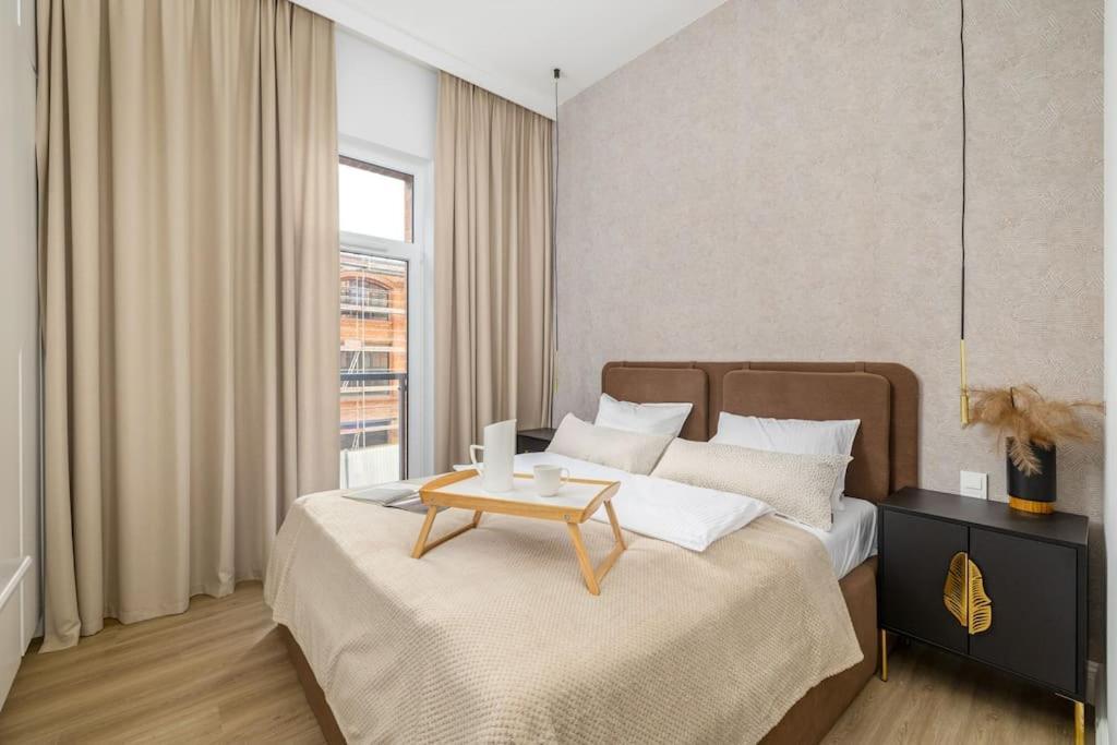 Apartment 1-Bedroom Apartment Near Metro