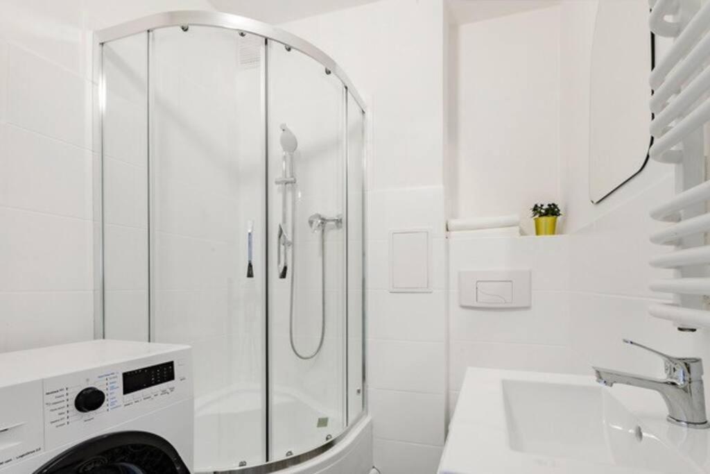 20m2 Studio, Near Chopin Airport, Cozy And Quite