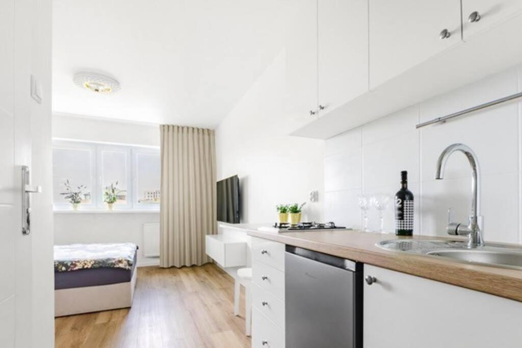 20m2 Studio, Near Chopin Airport, Cozy And Quite Apartament *