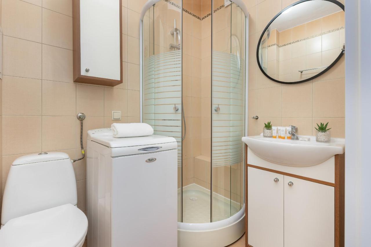 Apartment Zurawia By Renters *