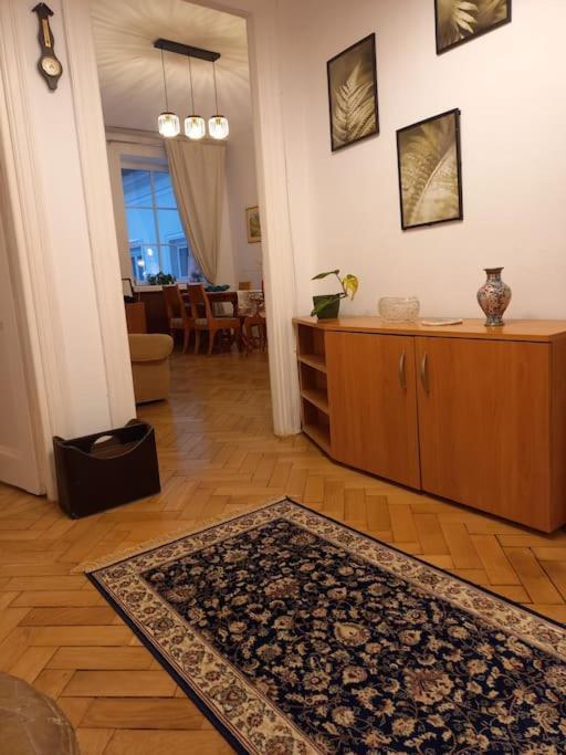 - Mi Stare Apartament Warszawa