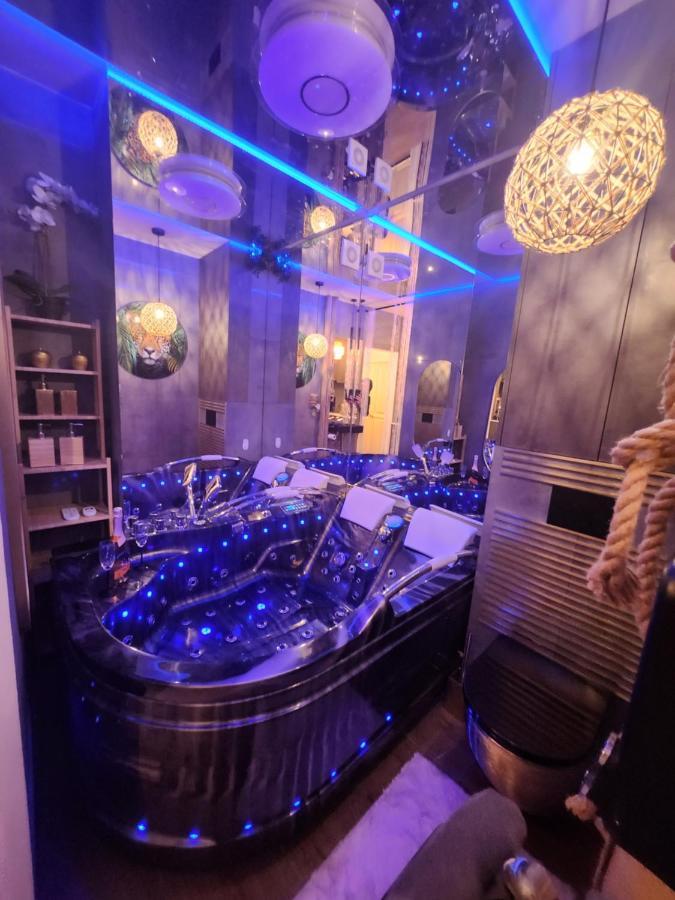 Wola Wyjatkowe: Luxe With Jacuzzi, Sauna & Prosecco * Varsóvia