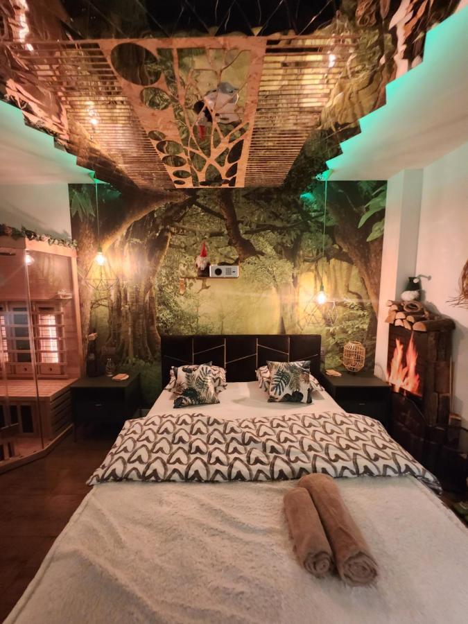 Wola Wyjatkowe: Luxe With Jacuzzi, Sauna & Prosecco *