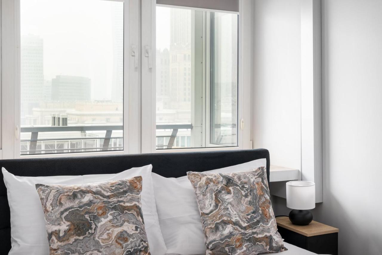 9th Floor View Apartment