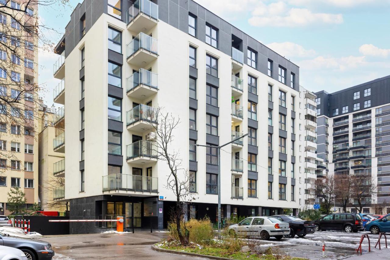 Chlodna Modern Near The Centre By Renters