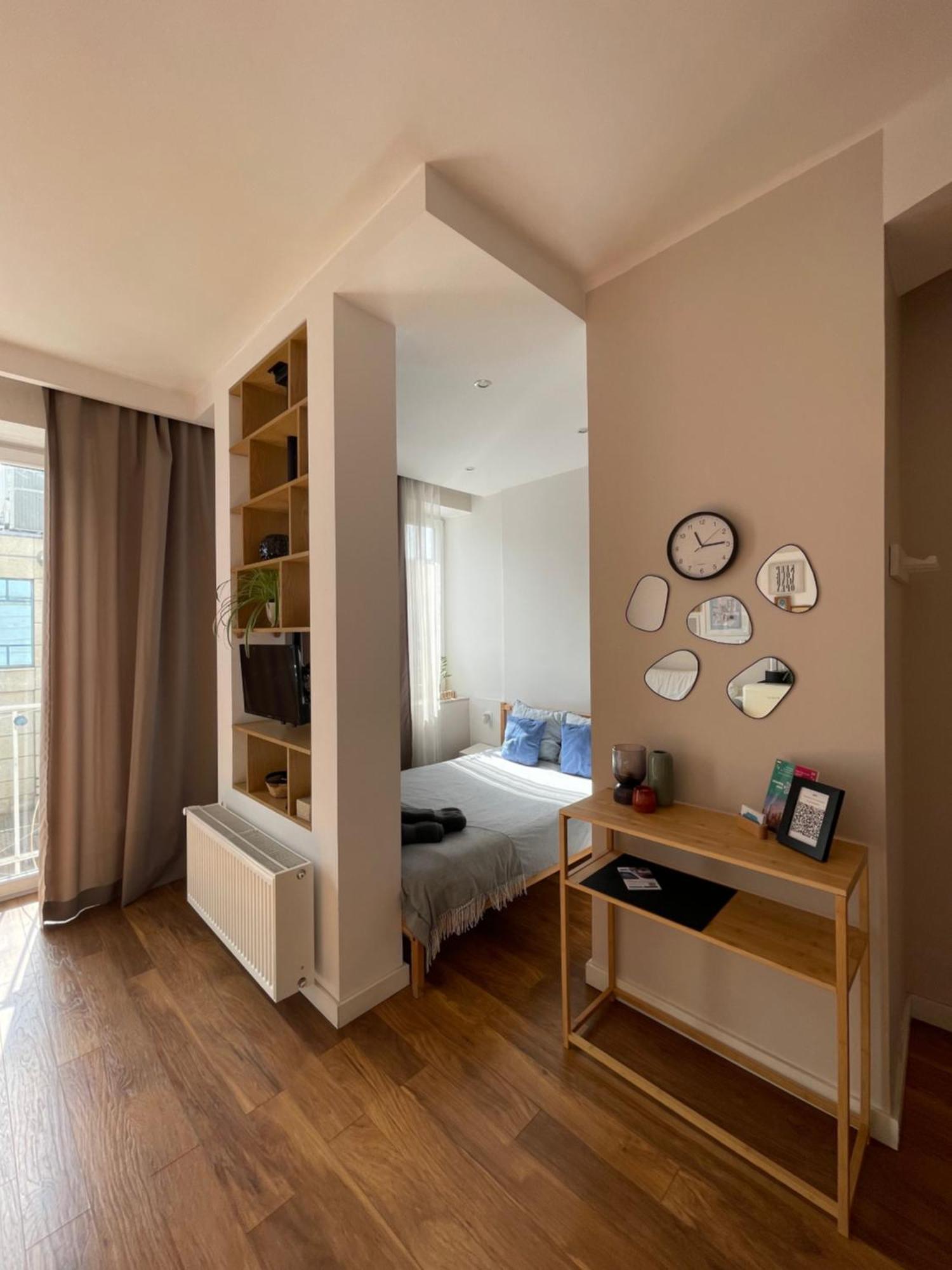 W Centrum Warszawy Ulica Chmielna - 500m Od Dworca Centralnego - By Good Sleeping Apartment *