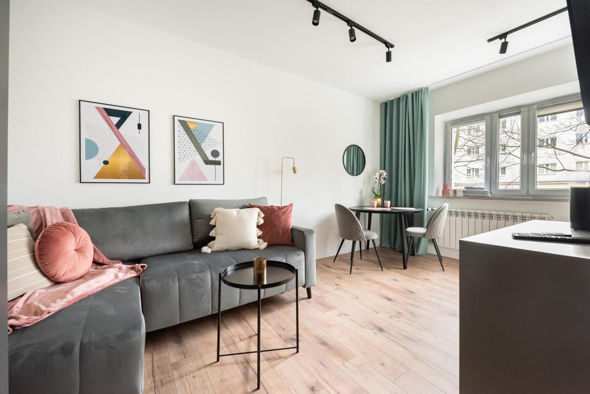 Nowolipki Chic Studio Apartment
