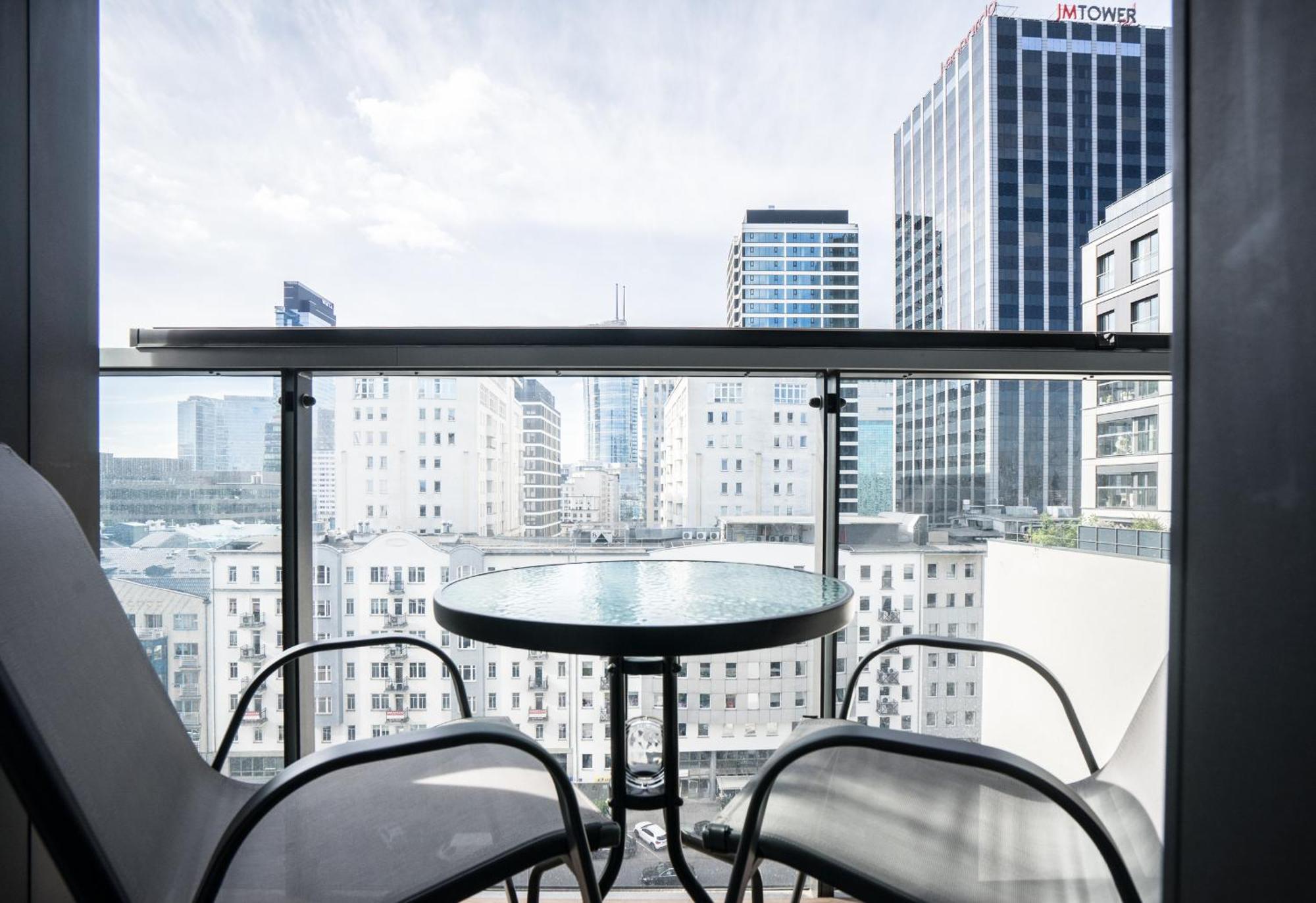 Vipwarsawapartments Amber Mennica * Warsaw