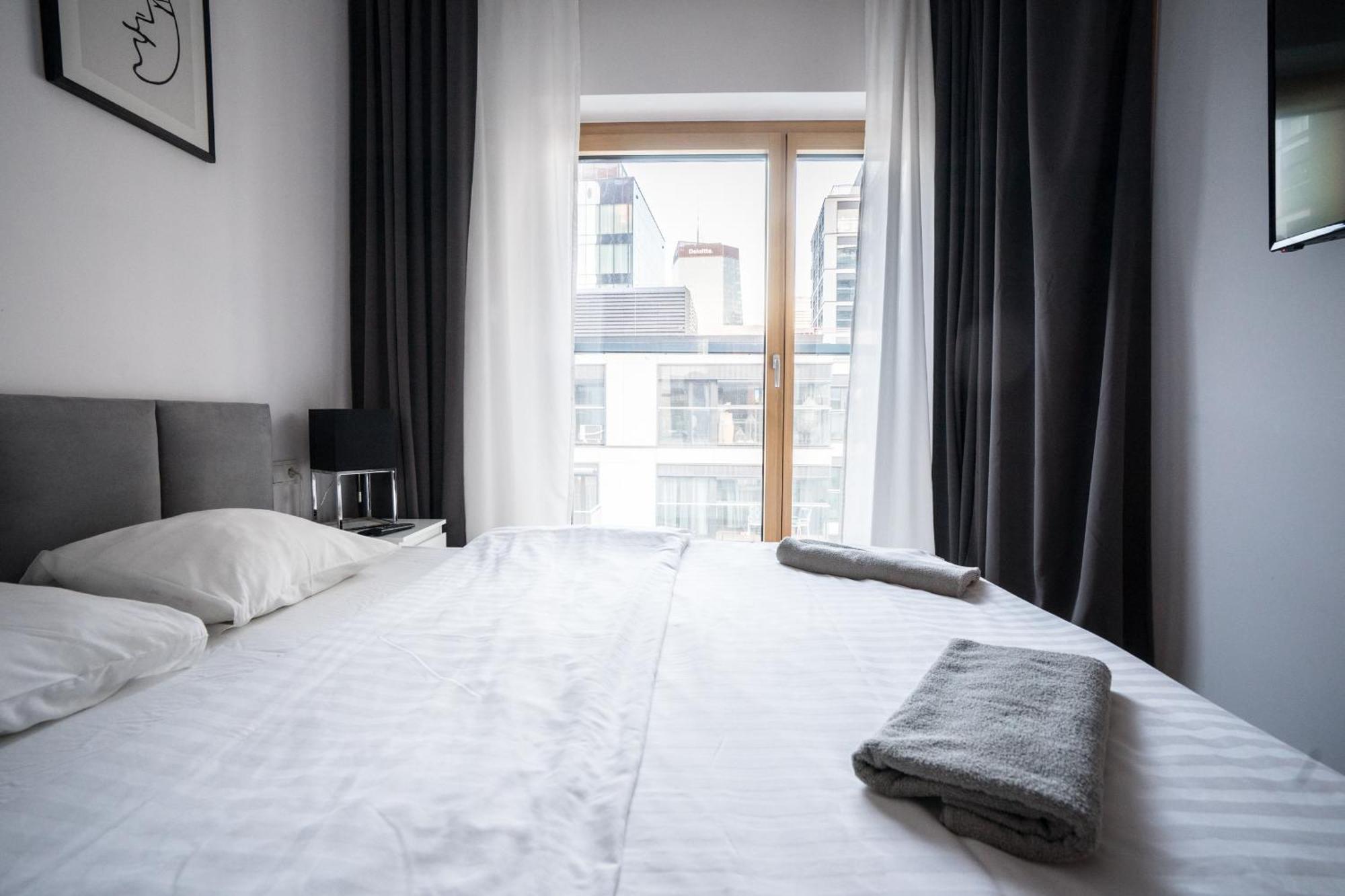 Căn hộ Vipwarsawapartments Amber Mennica *