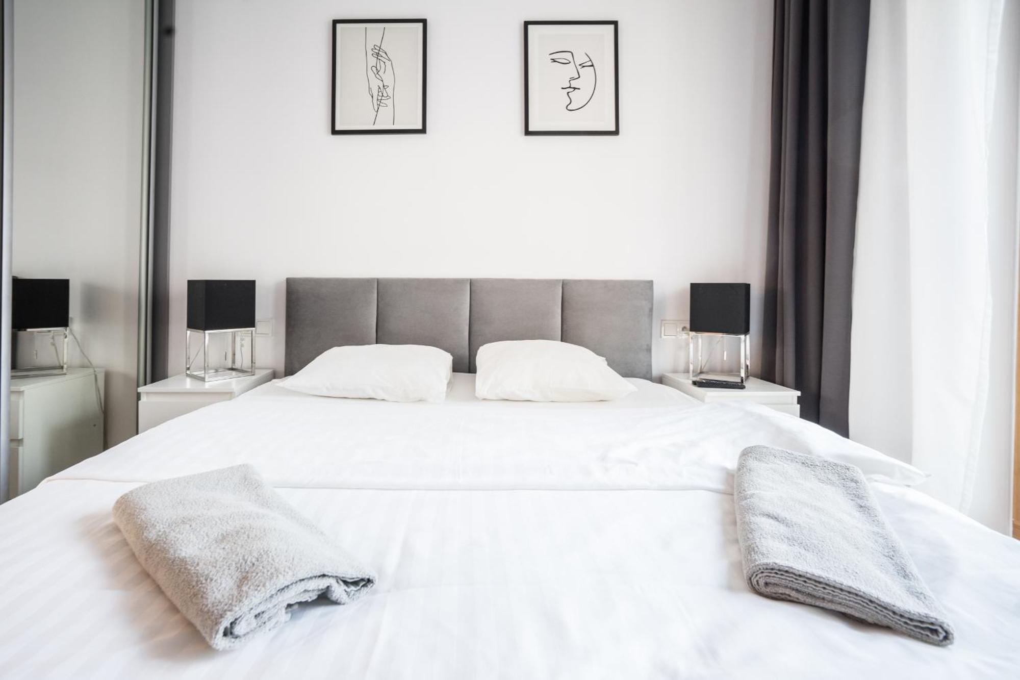 Vipwarsawapartments Amber Mennica Warsaw