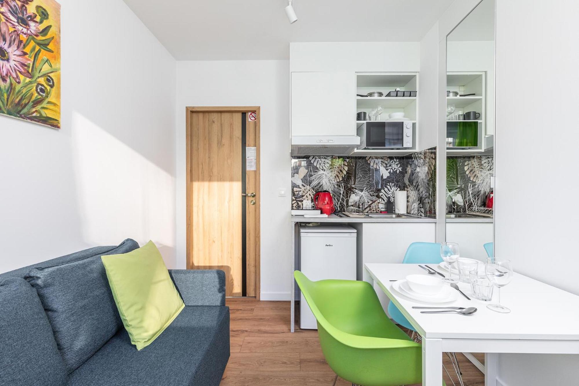 Superapart Edwarda Habicha 7 * Warschau