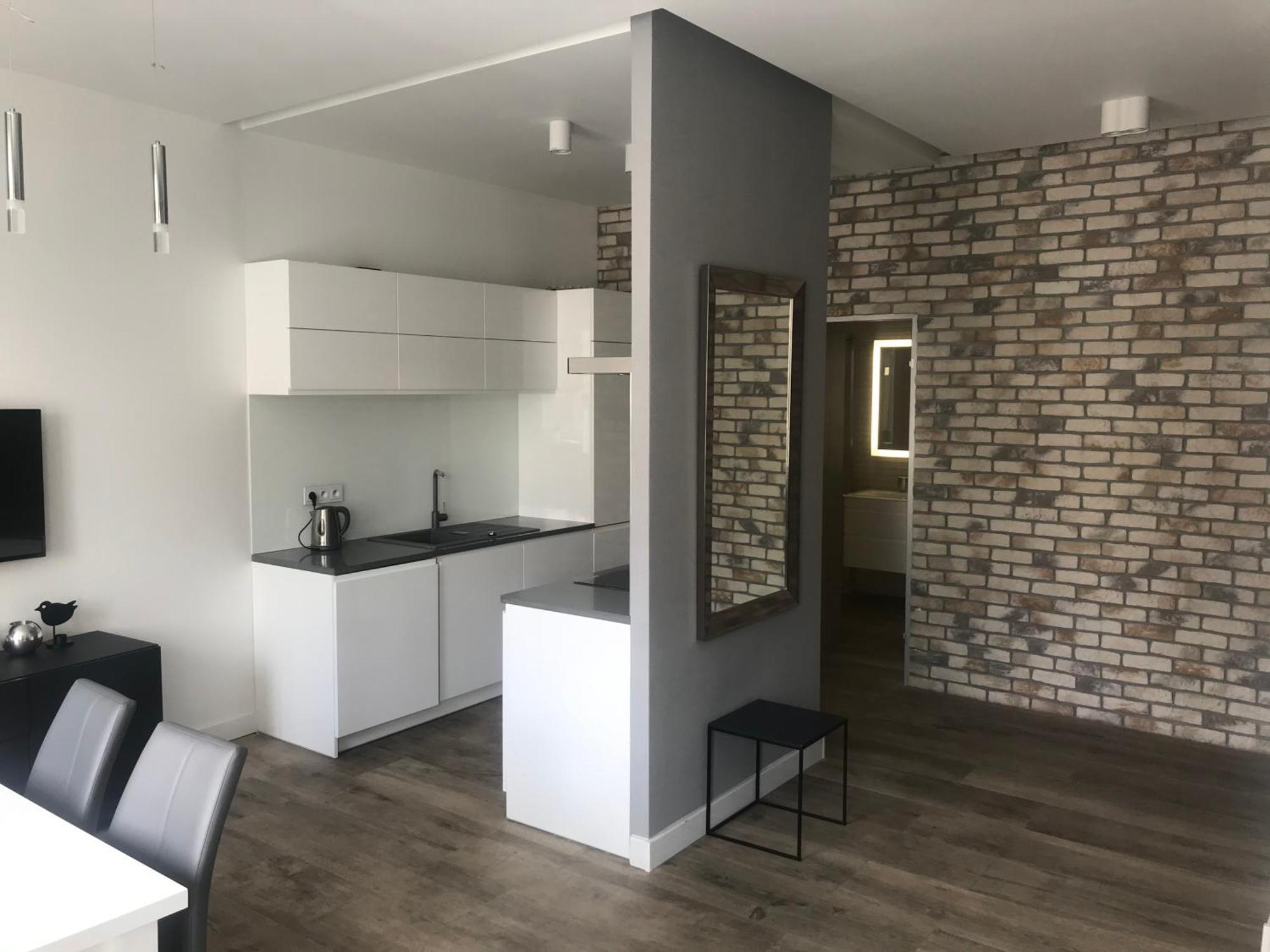 Apartament Nowy Swiat 60 - 170 M Do Metra - Prywatne Mieszkanie W Centrum Warszawy - Better *