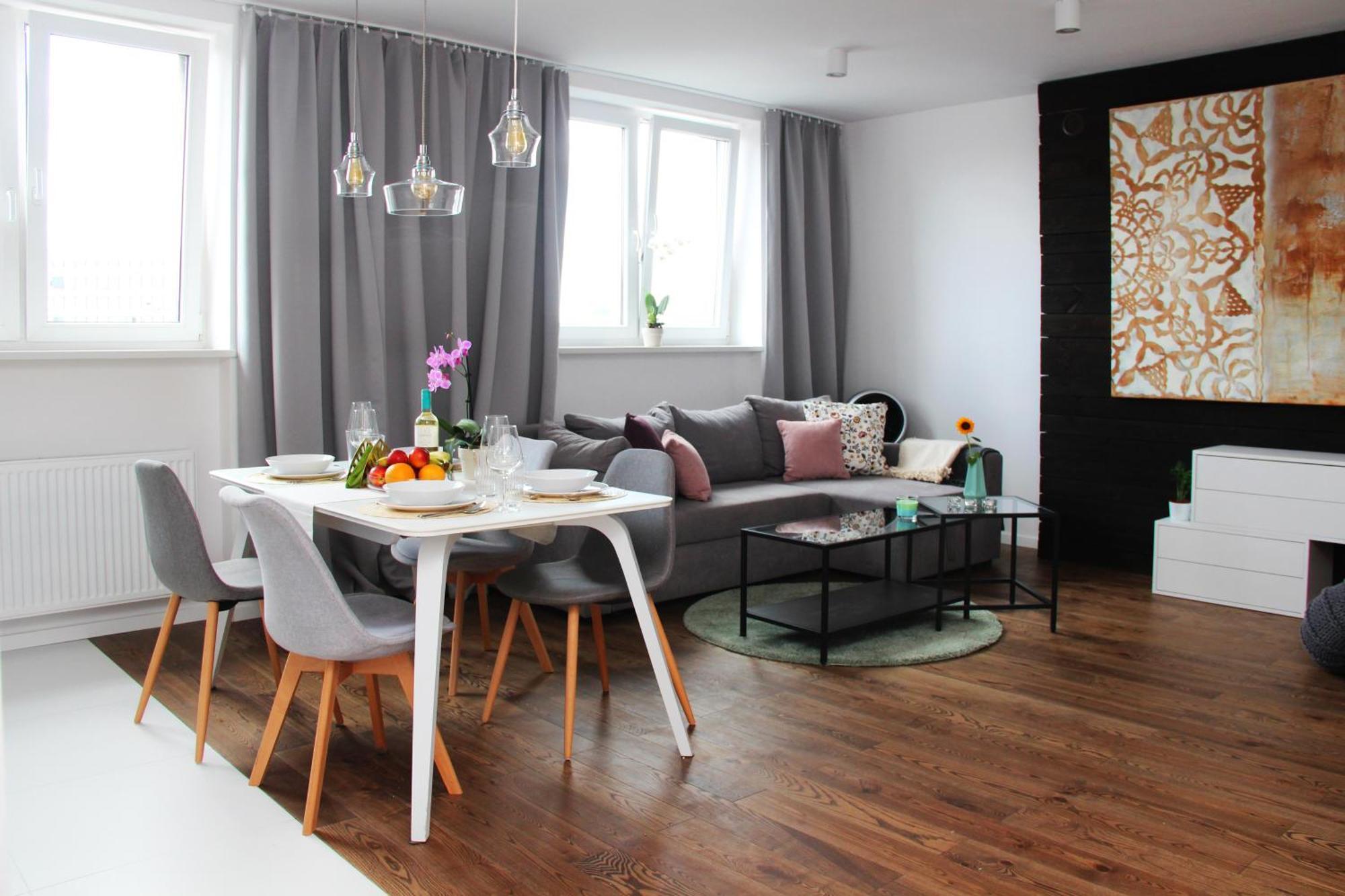 Apartment 1-bedroom Noakowskiego With View By Ecru Wwa55 *