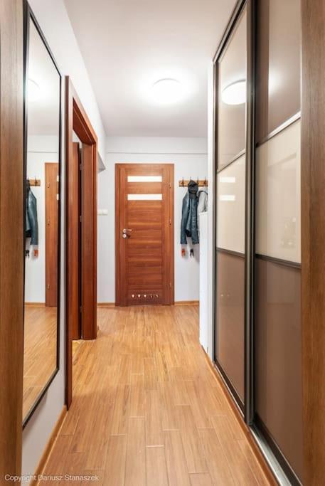 Căn hộ Superapart Woloska 40 *