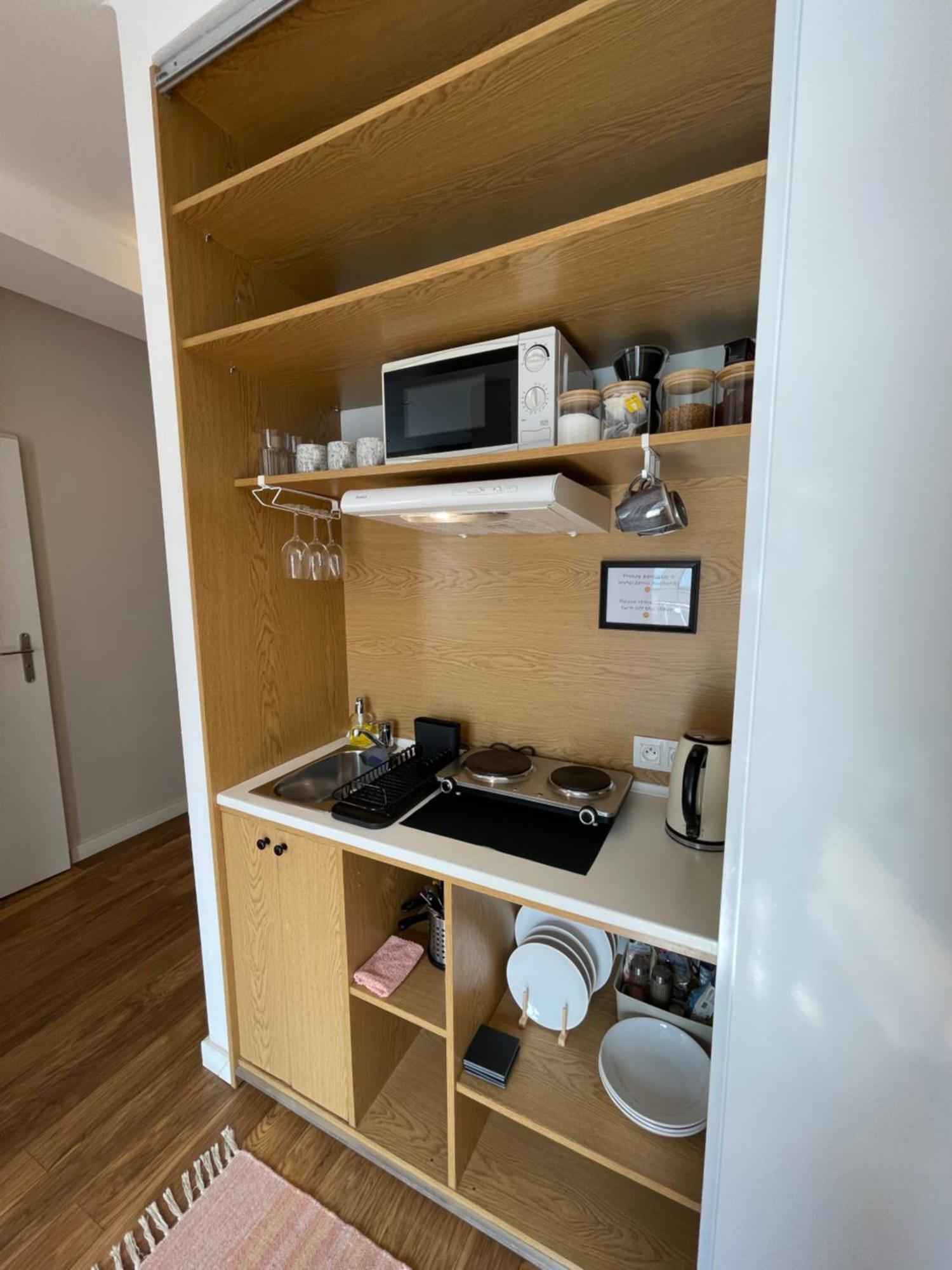Apartment W Centrum Warszawy Ulica Chmielna - 500m Od Dworca Centralnego - By Good Sleeping Warschau