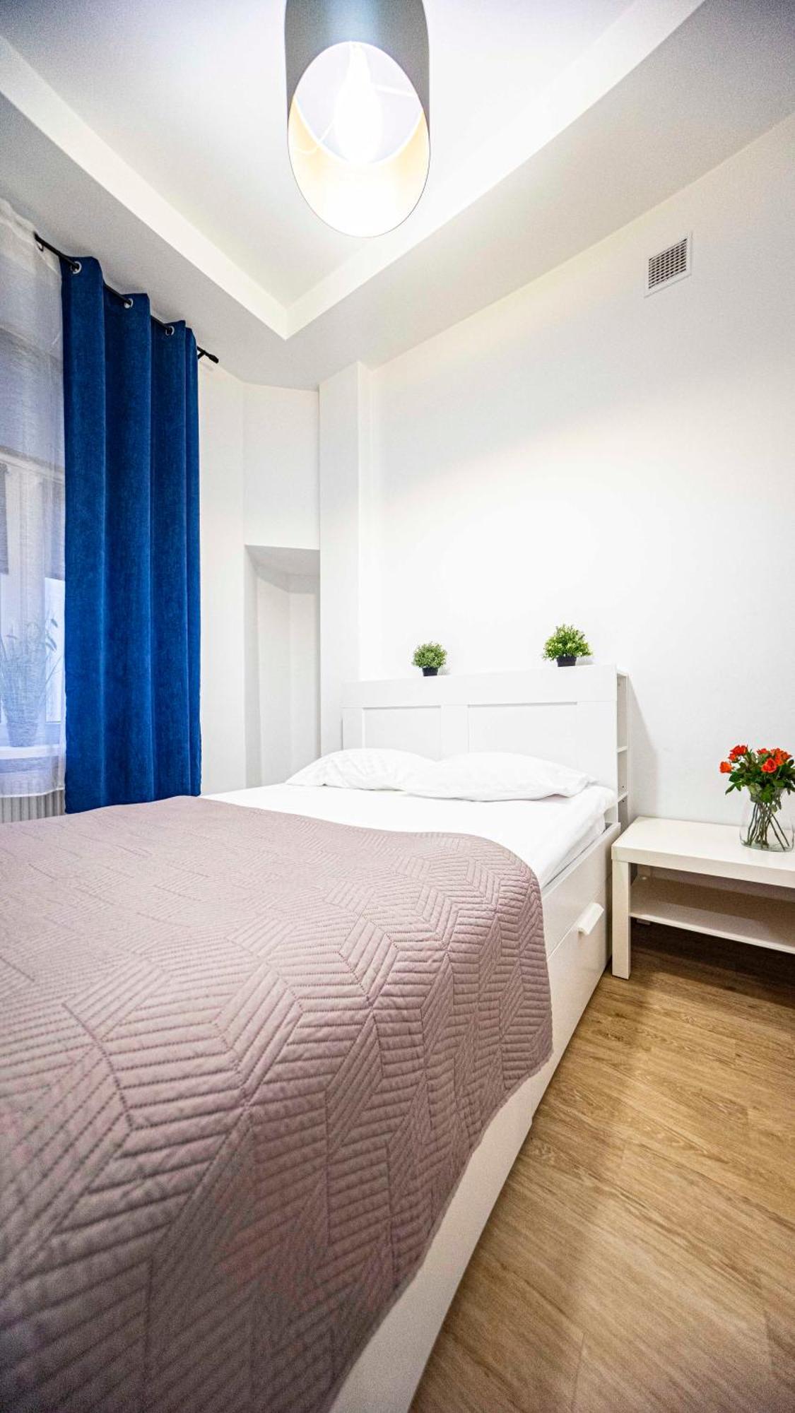 Spacious With 3 Meter Ceilings, Powisle, The Old Town Căn hộ