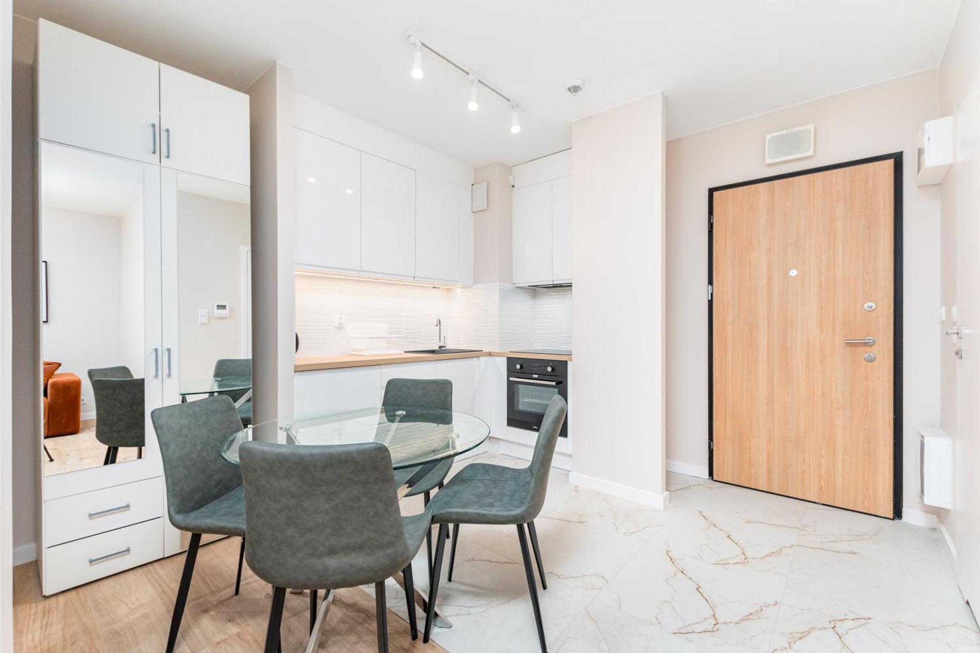 Wiktoryn 6 By Homeprime Apartment *