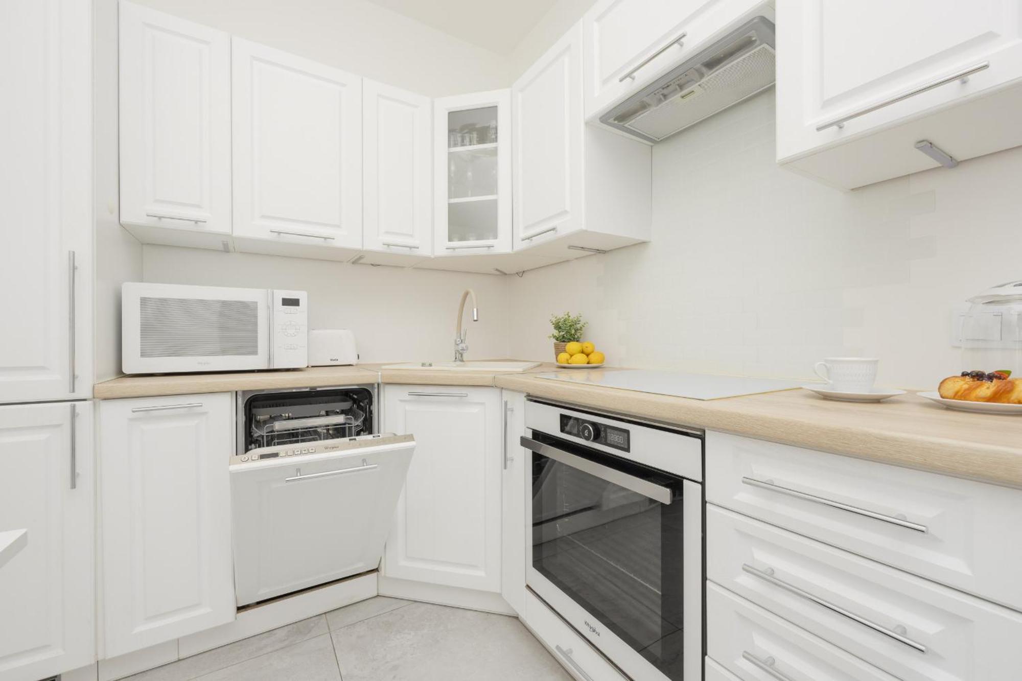 Apartment Business Sikorskiego By Renters *