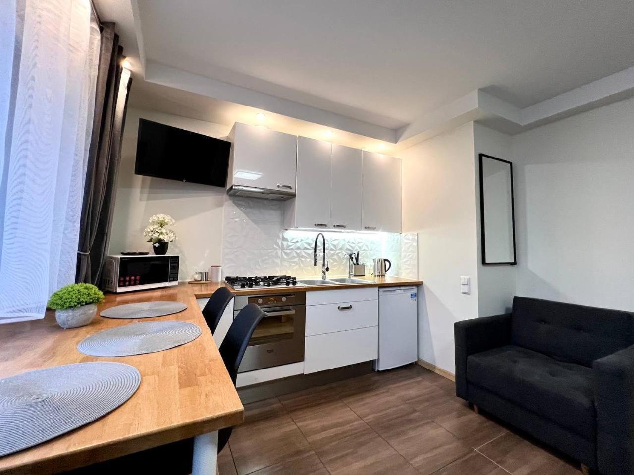K22 Airport Chopin B Apartamento
