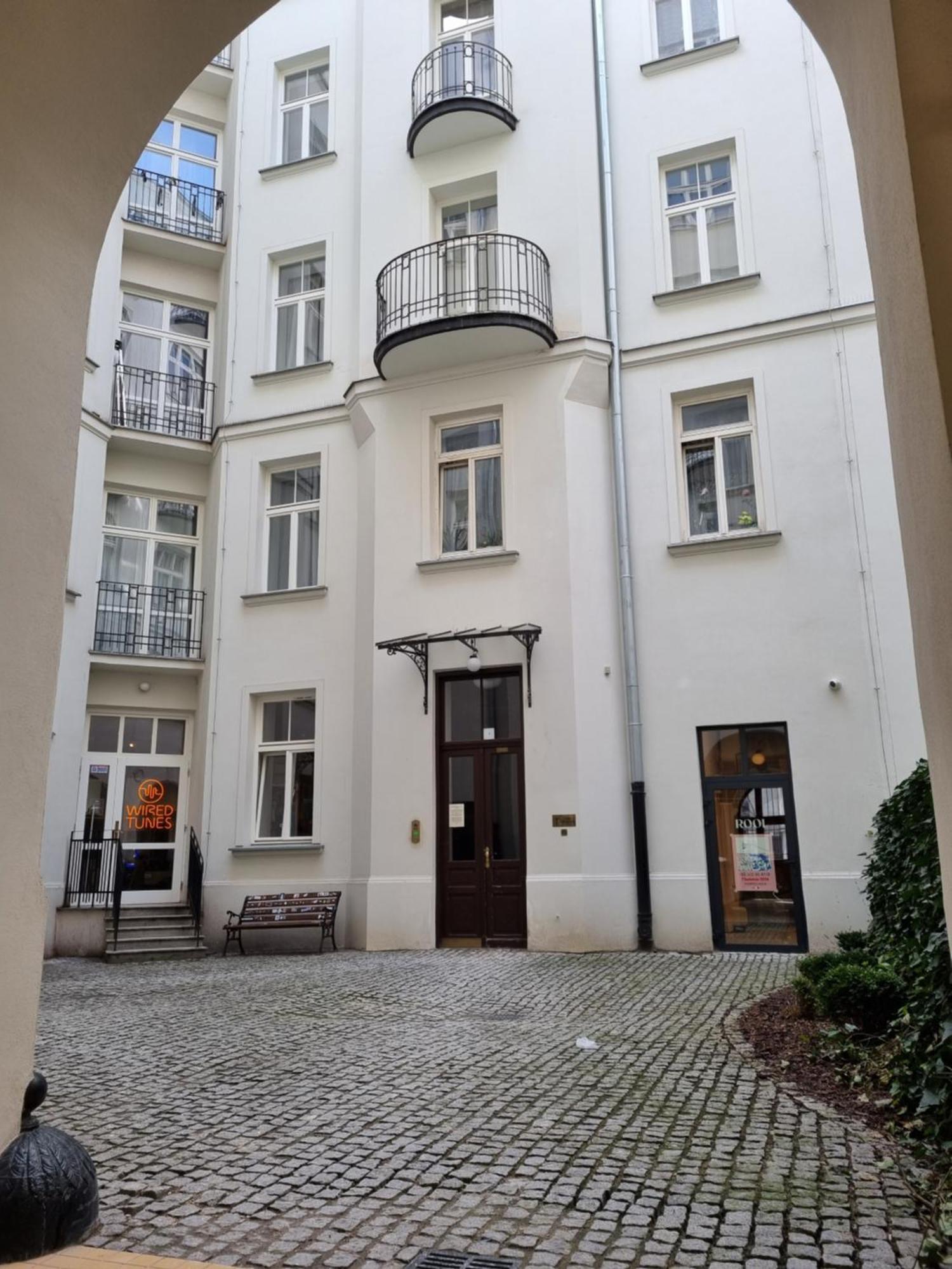 Apartment Nowogrodzka 6a 23 Warsaw