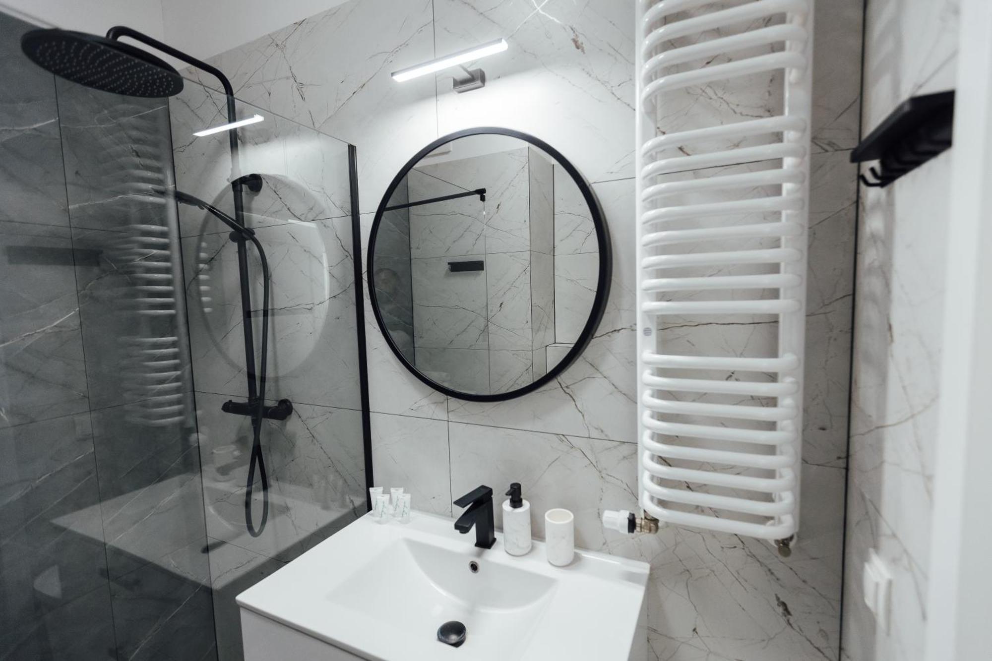 Petrovdom Apartment In Warsaw, Rc Bliska Wola Tower * Warsaw