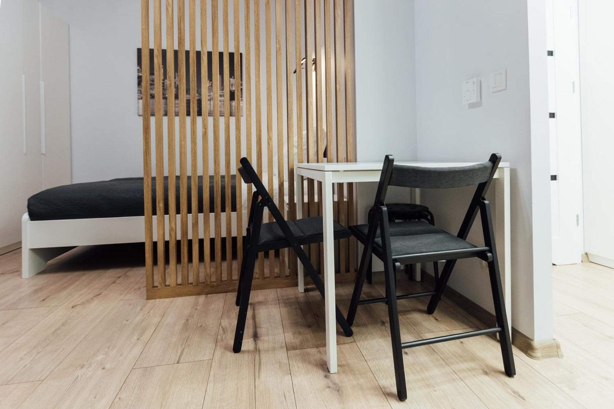 Petrovdom Apartment In Warsaw, Rc Bliska Wola Tower Apartment *