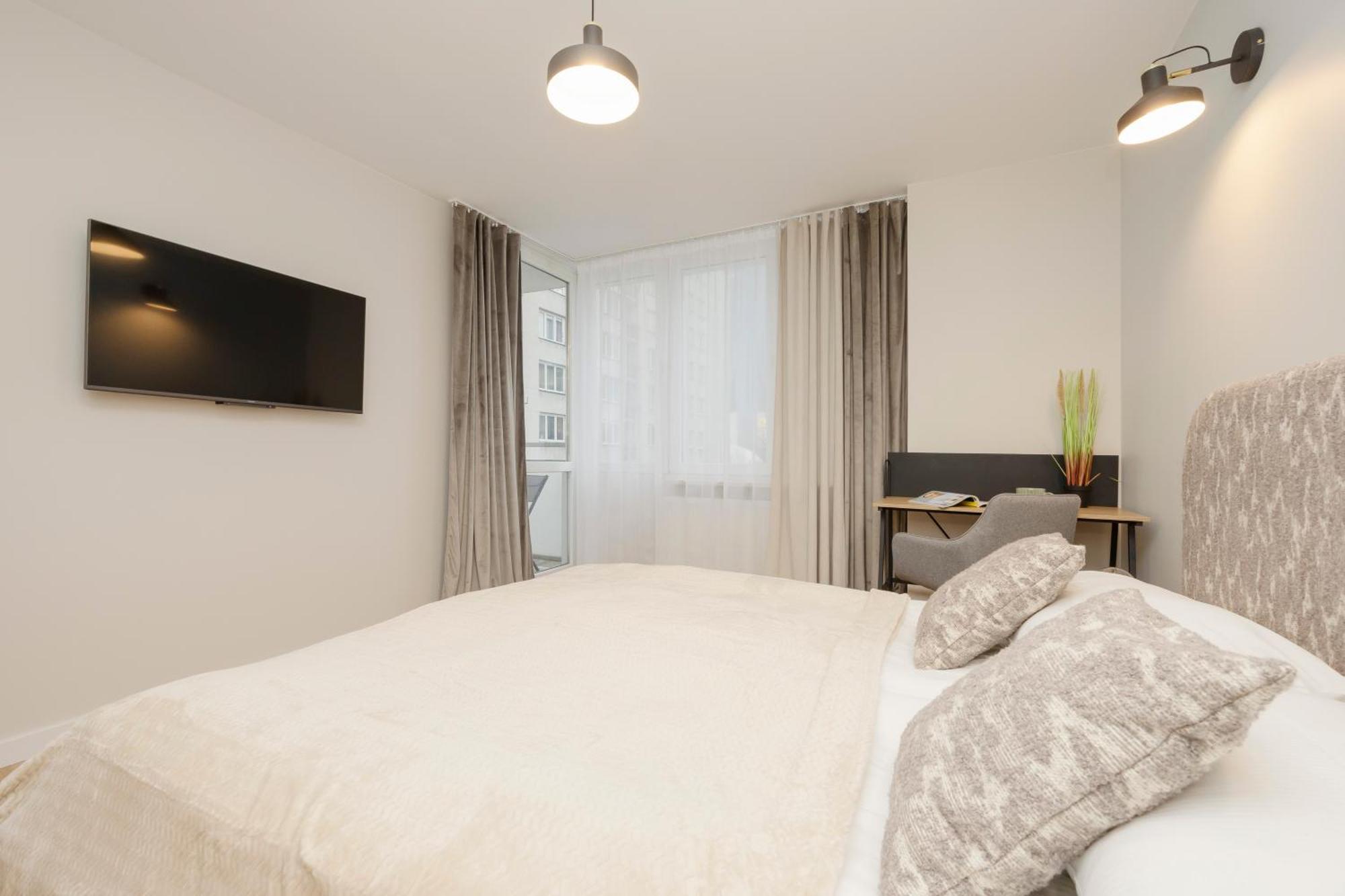 Apartment Comfortable Wola & Balcony By Renters Warsaw