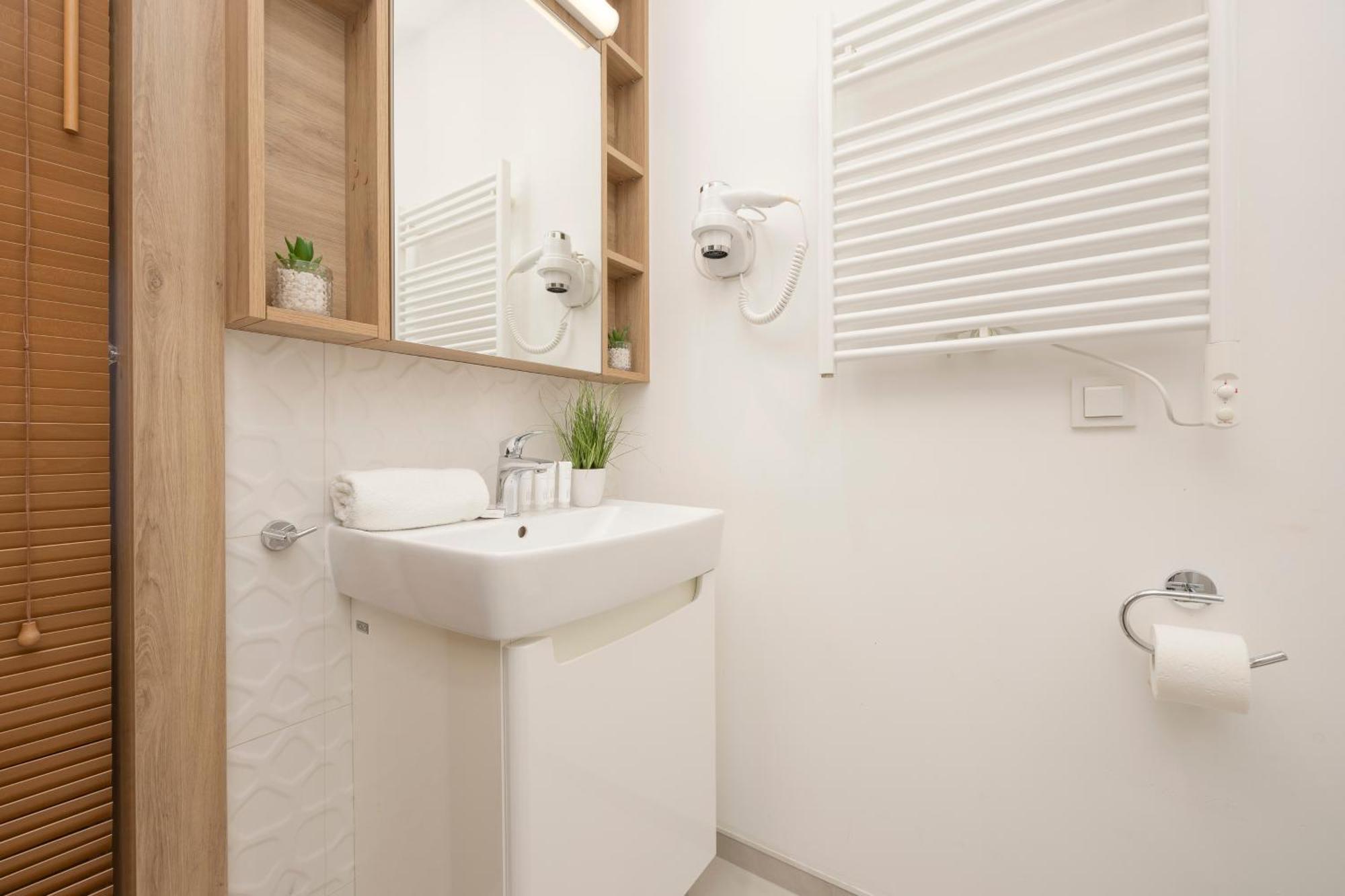 Business Wolska By Renters *