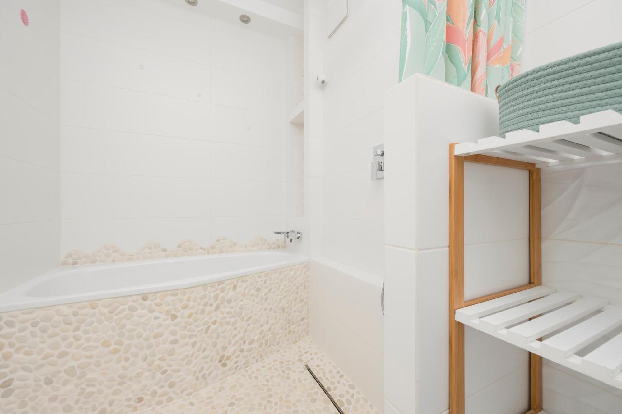 Apartment Business Sikorskiego By Renters *