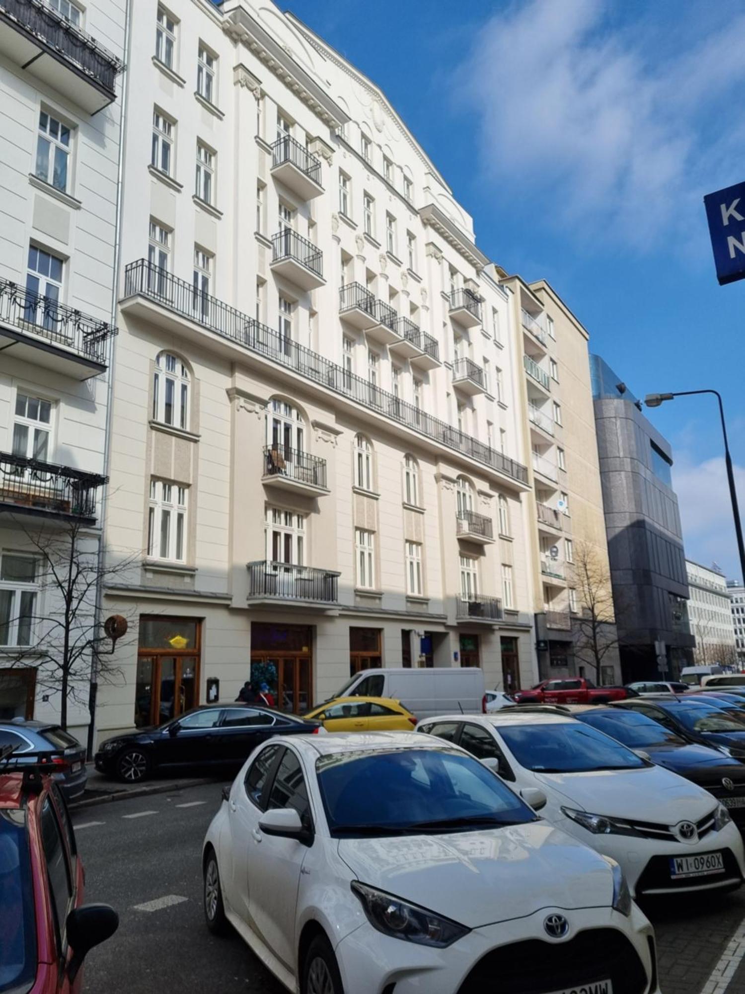 Apartament Nowogrodzka 6a 17 *
