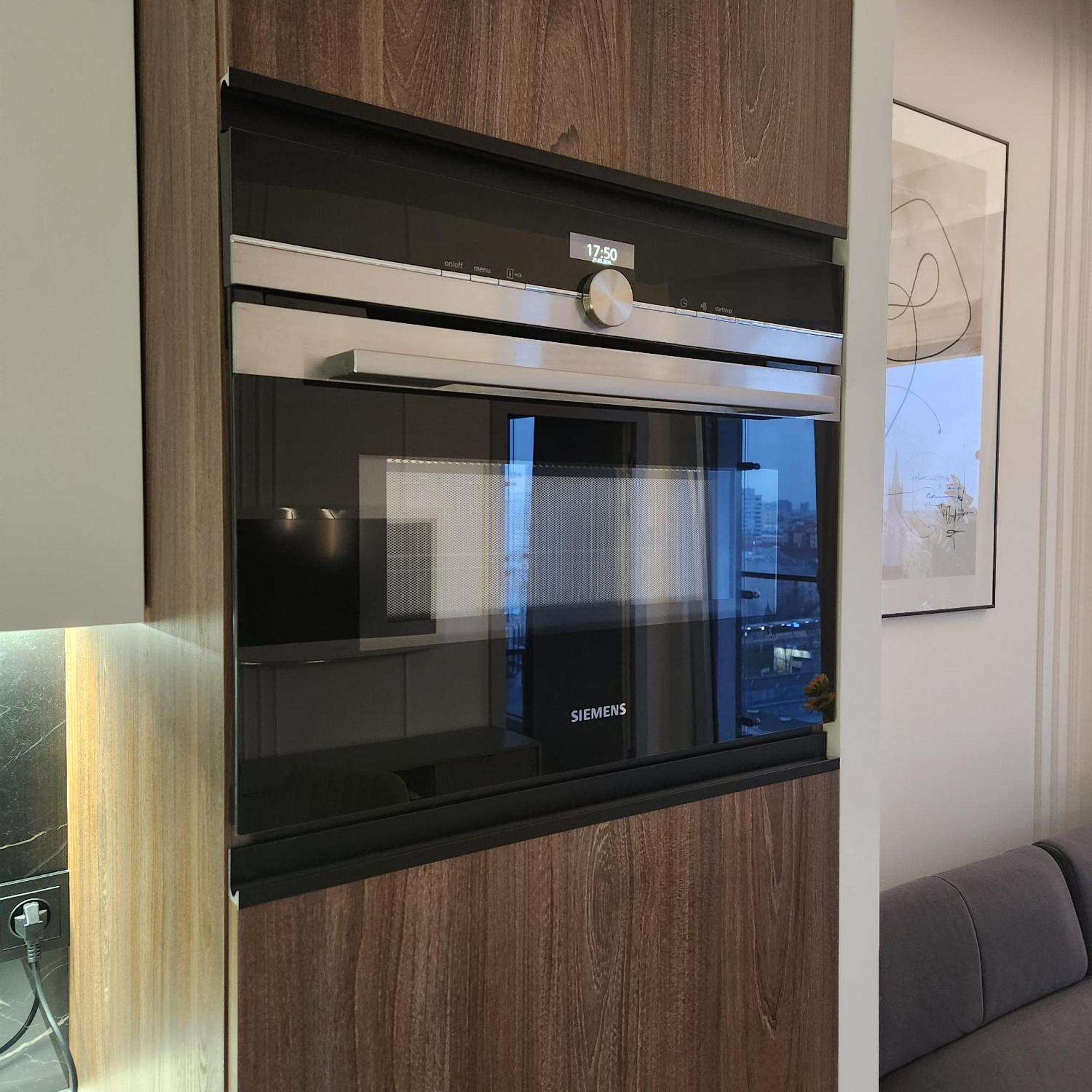 Luksusowy Bliska Wola Saba Apartment Warsaw