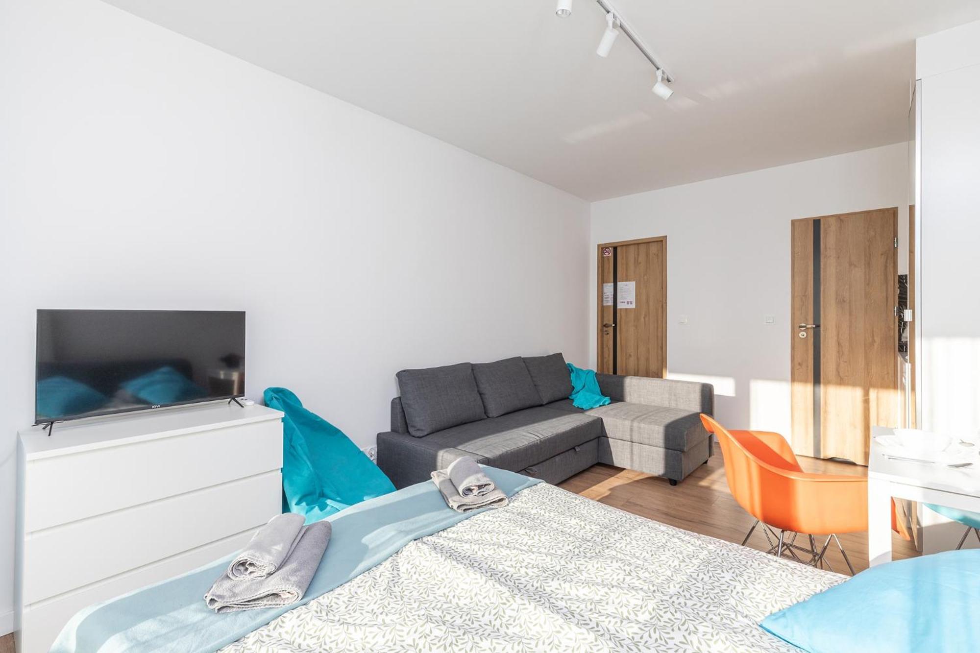 Apartment Superapart Edwarda Habicha 7 *