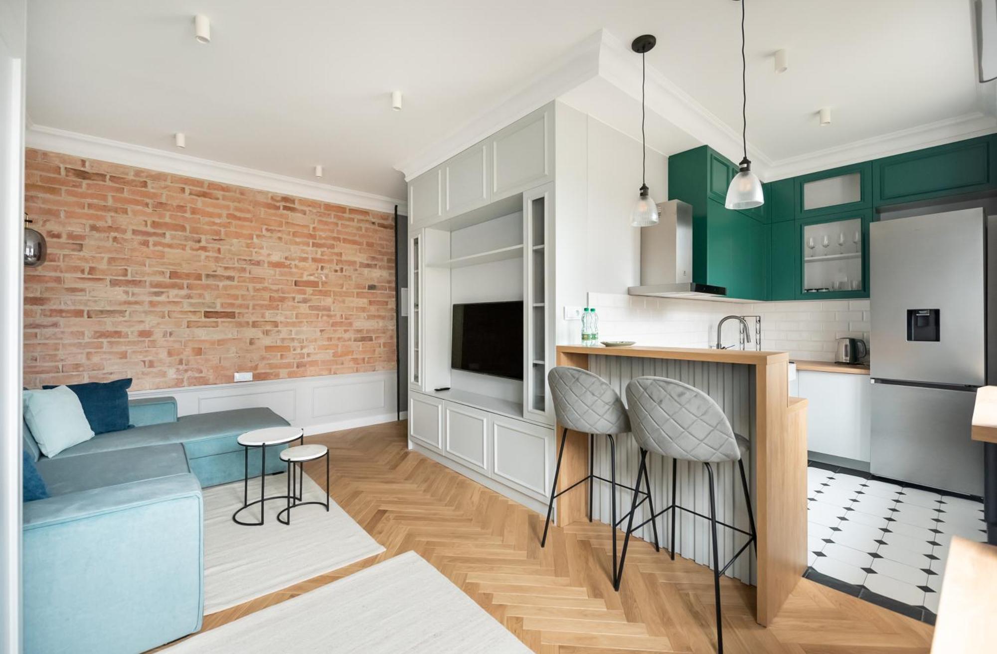 City Centre Modern Studio *