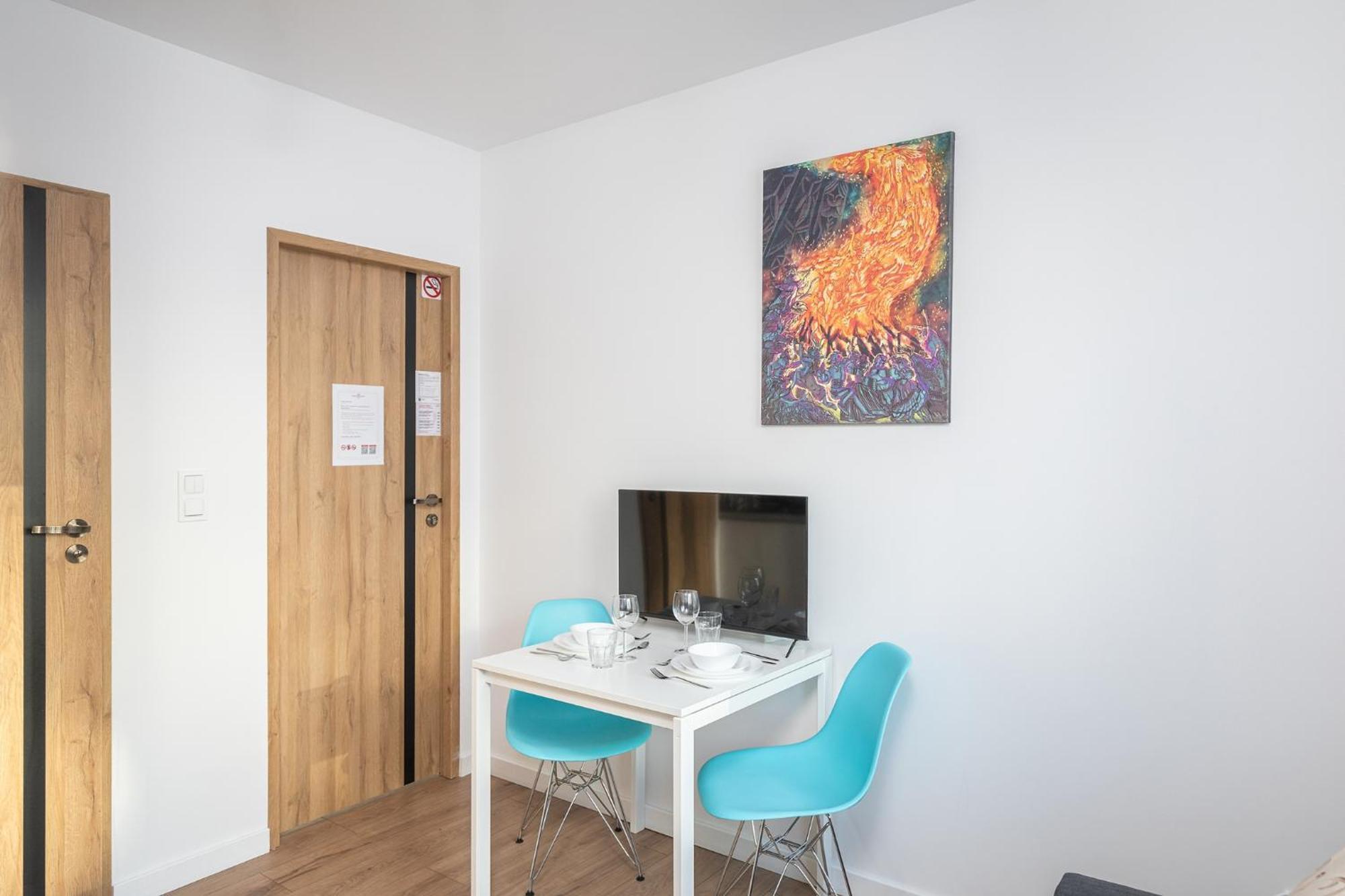 Apartment Superapart Edwarda Habicha 7