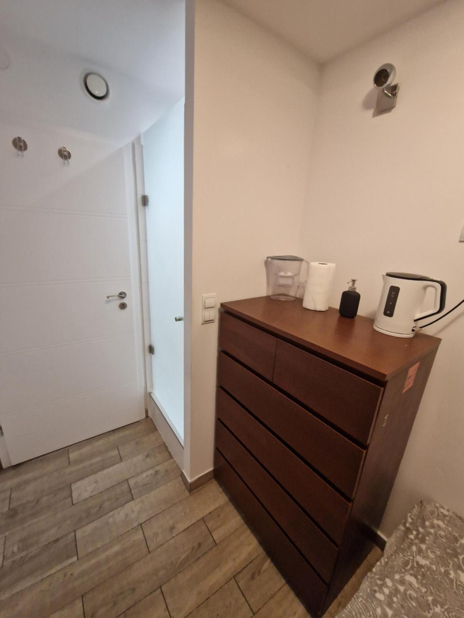 Apartament Underground *