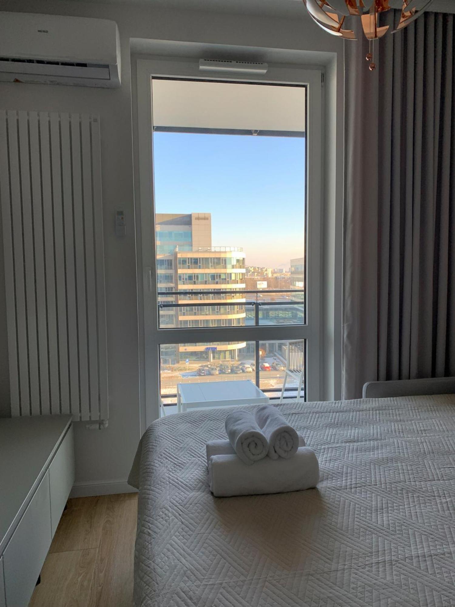 Warsaw Home Suites Apartament