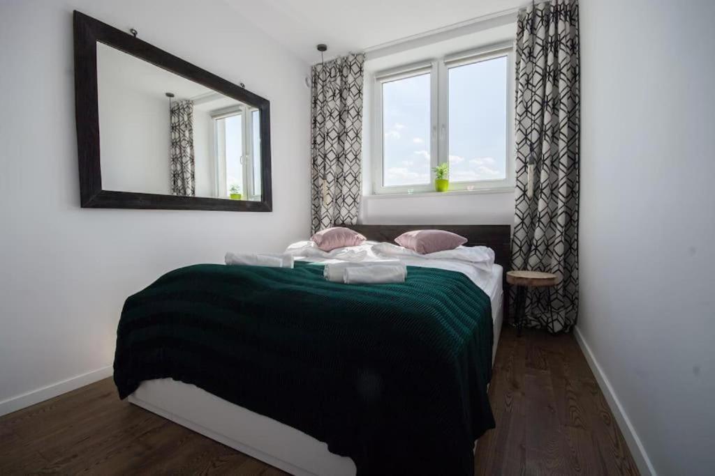 Apartment 1-bedroom Noakowskiego With View By Ecru Wwa55 Warsaw